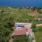 Jozini Trudi *